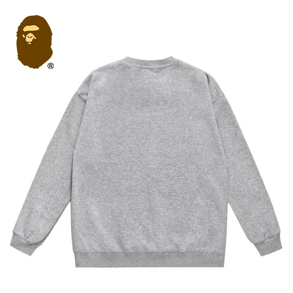 BAPE 聖誕猿人頭圓領套頭衛衣
