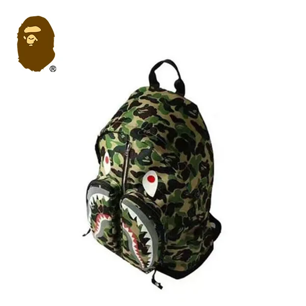 BAPE 迷彩鯊魚頭雙肩包 BAPE 迷彩鯊魚頭雙肩包
