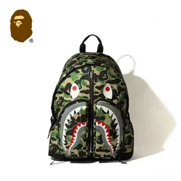 BAPE 迷彩鯊魚頭雙肩包 BAPE 迷彩鯊魚頭雙肩包